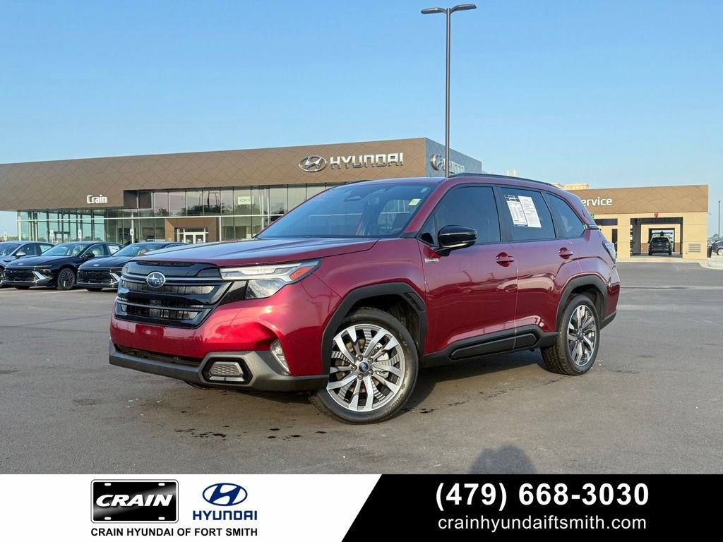 Used 2025 Subaru Forester Touring AWD/4WD image 1