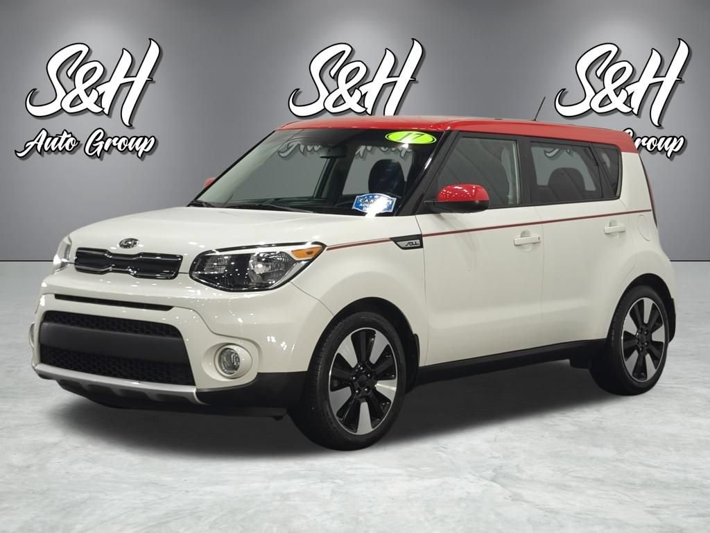 Used 2017 Kia Soul + w/ Designer's Package FWD image 16