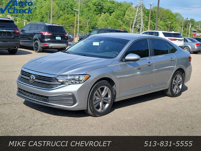 Used 2024 Volkswagen Jetta SE FWD image 1