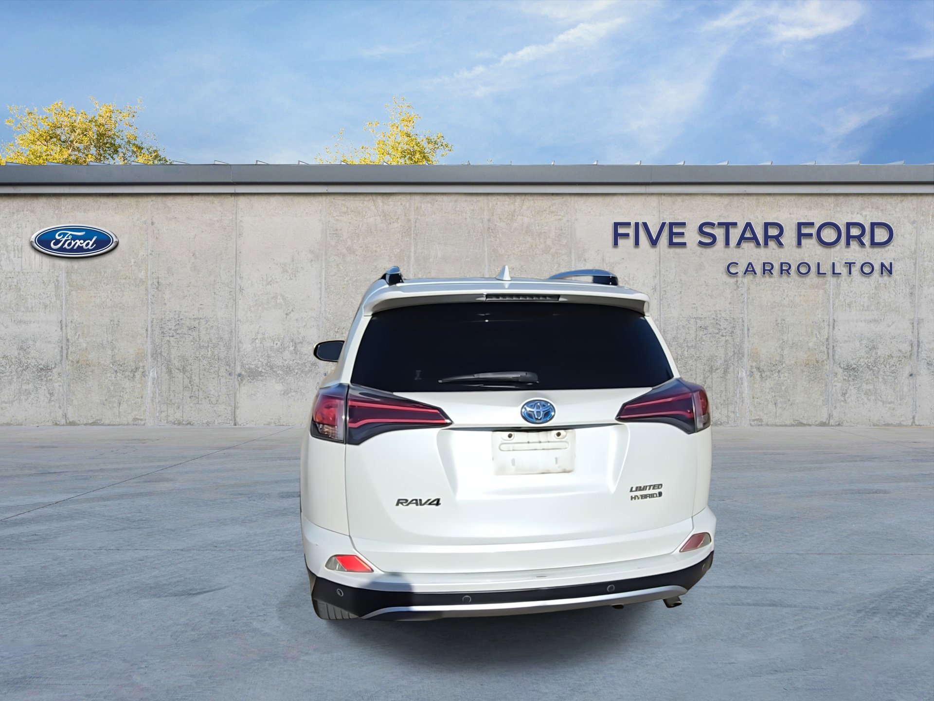 Used 2016 Toyota RAV4 Limited image 8