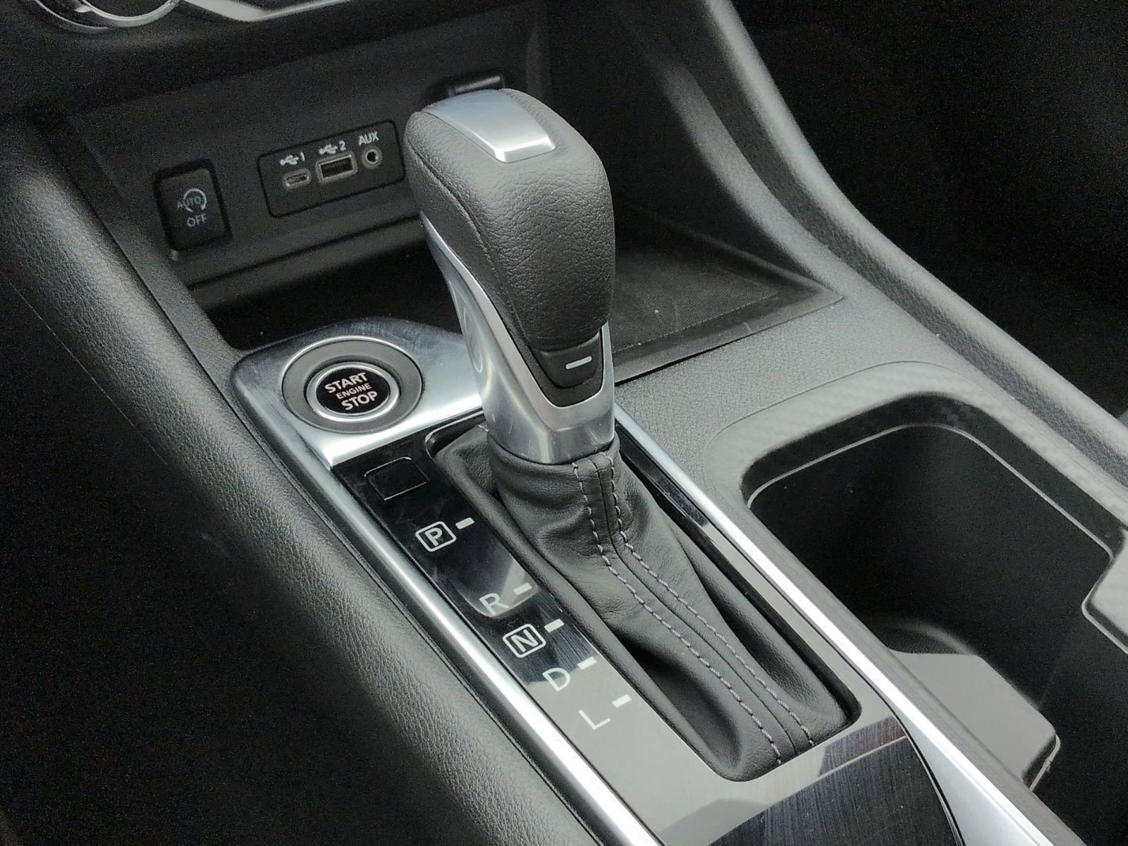 Certified 2025 Nissan Sentra SV image 24