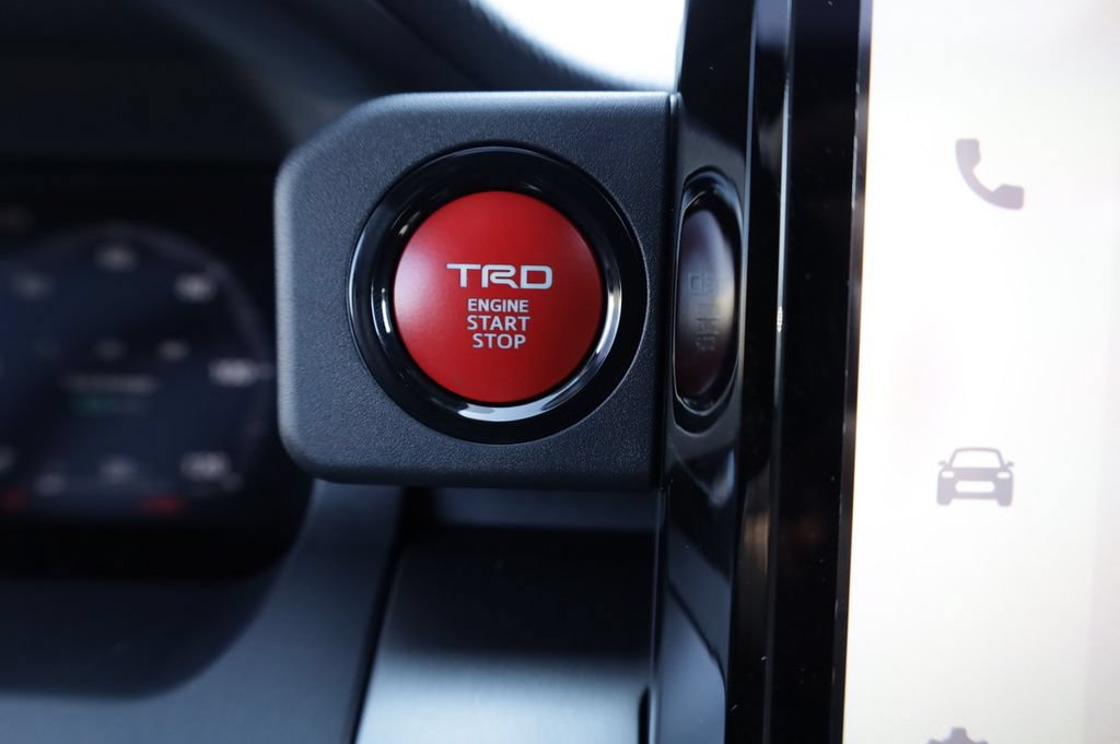 New 2026 Toyota 4Runner TRD Off-Road Premium AWD/4WD image 10