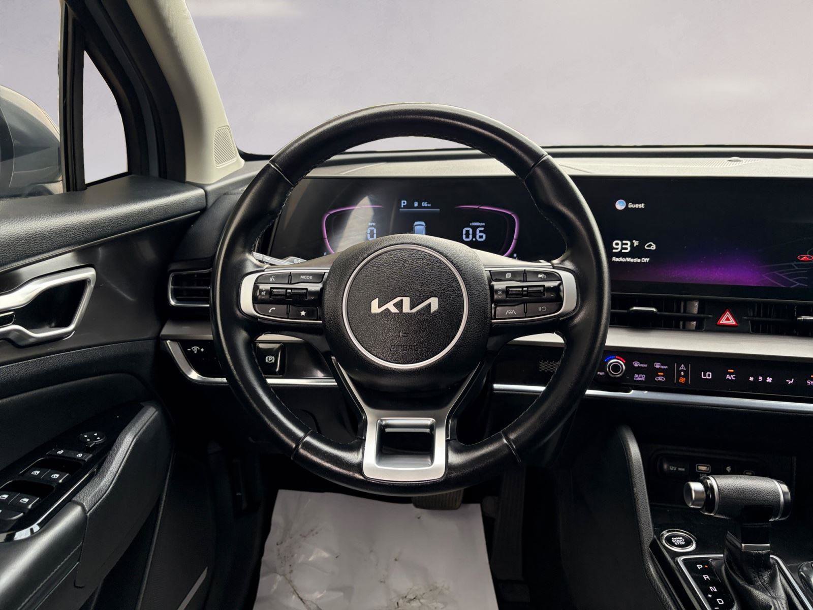 Used 2023 Kia Sportage EX image 12