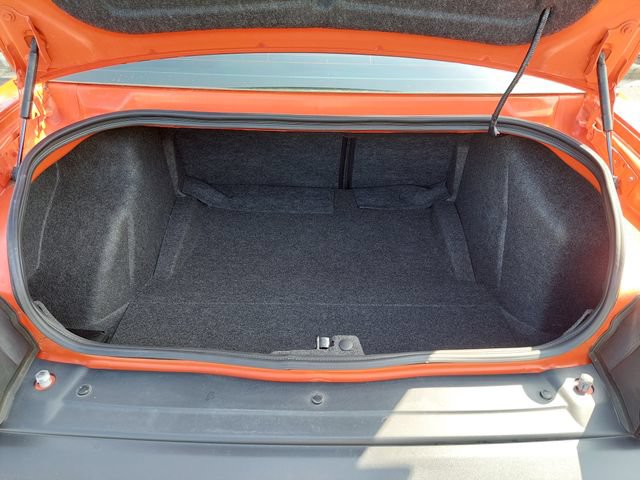 Used 2017 Dodge Challenger R/T Scat Pack RWD image 32