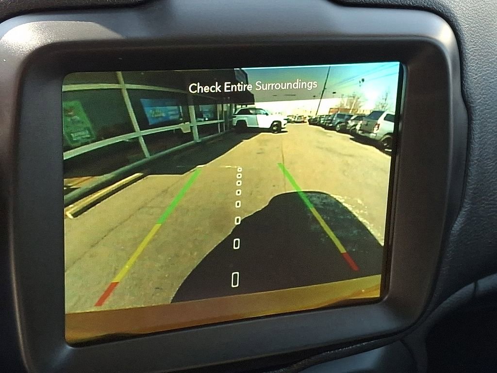 Used 2023 Jeep Renegade Latitude image 22