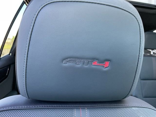 Used 2024 GMC Acadia AT4 w/ Luxury Package AWD/4WD image 23