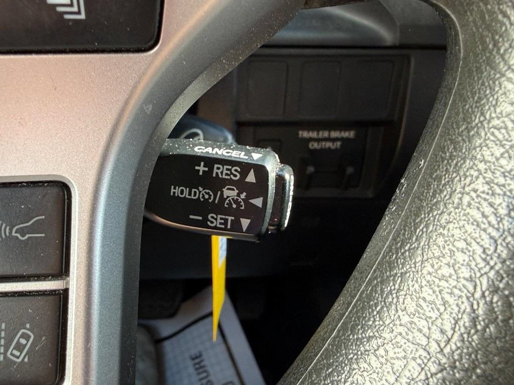 Used 2021 Toyota Tundra SR5 AWD/4WD image 27