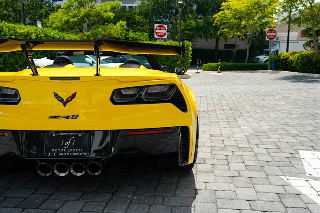 Used 2019 Chevrolet Corvette ZR1 RWD image 26