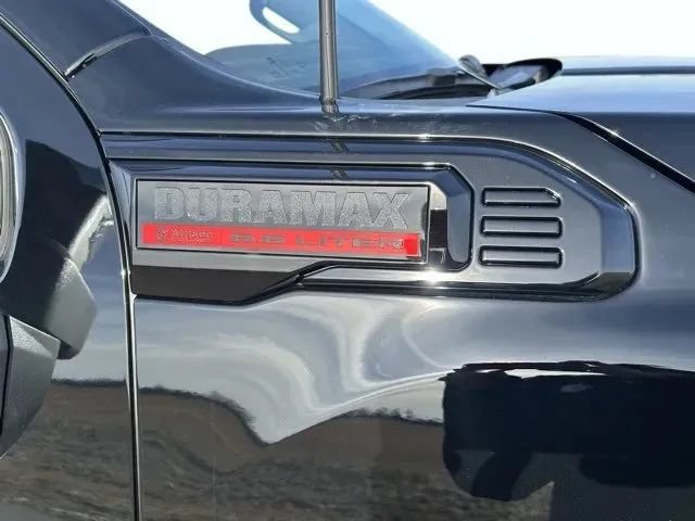 New 2026 GMC Sierra 3500 Denali w/ Technology Package AWD/4WD image 9