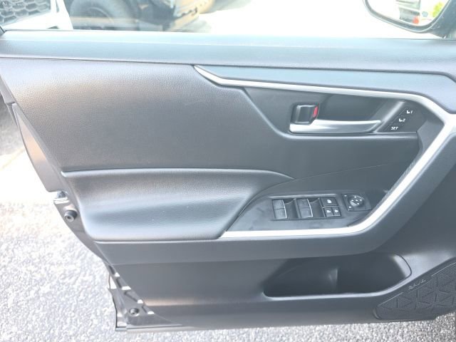 Certified 2023 Toyota RAV4 XLE Premium image 14