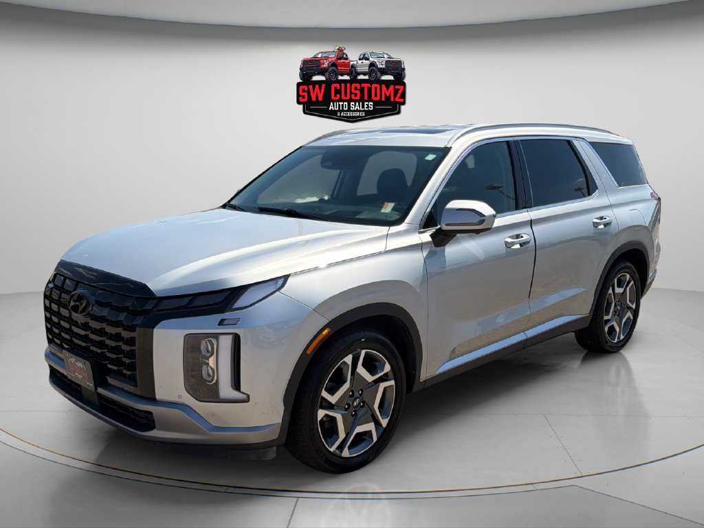 Used 2024 Hyundai Palisade Limited FWD image 3