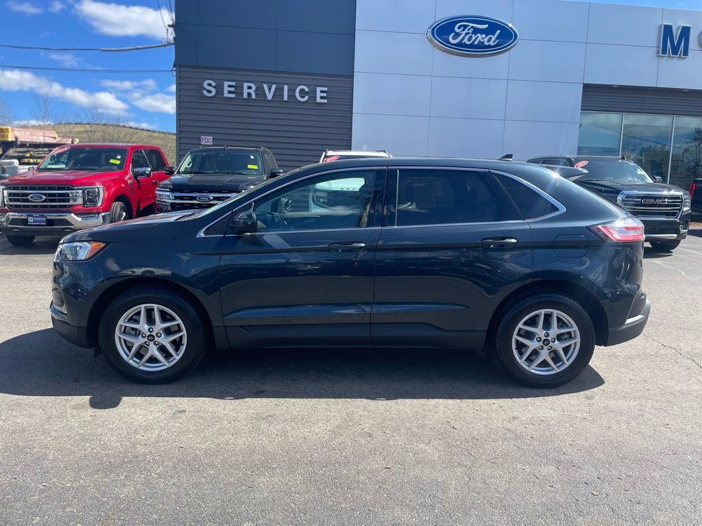Used 2023 Ford Edge SEL w/ Convenience Package image 2