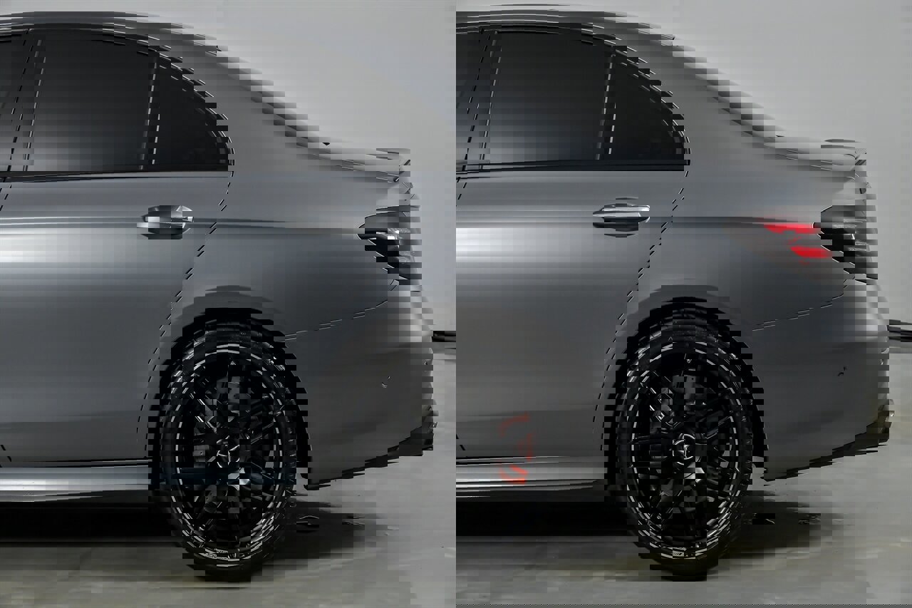 Used 2019 Mercedes-Benz E 63 AMG S image 9