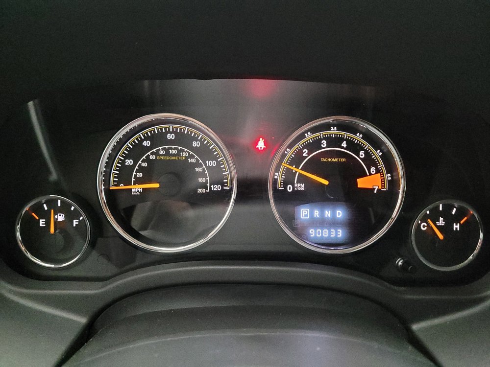 Used 2016 Jeep Compass Latitude FWD image 23