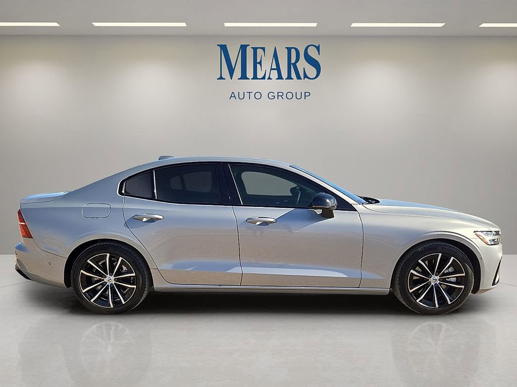 Certified 2023 Volvo S60 T8 Plus image 7