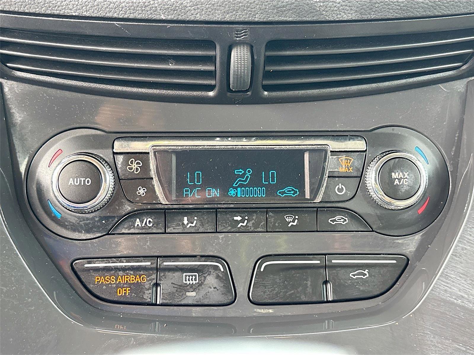 Used 2015 Ford Escape Titanium image 16