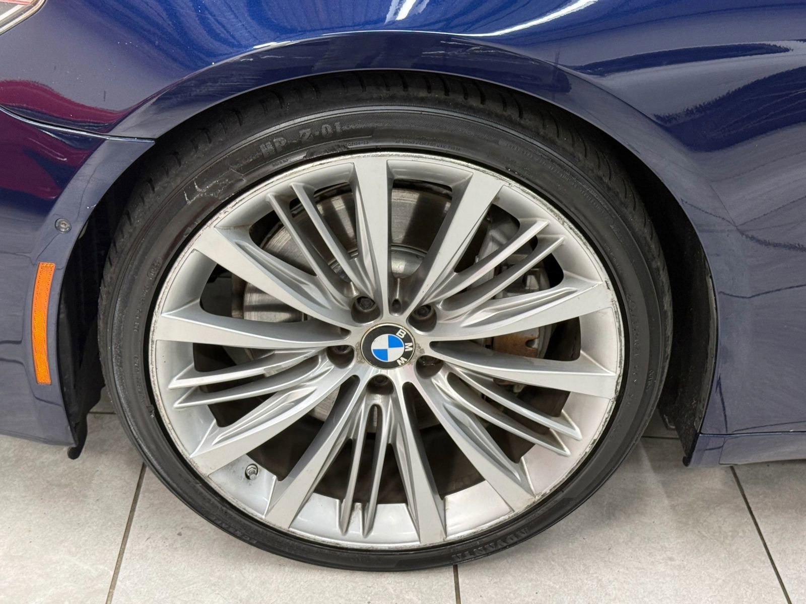 Used 2015 BMW 750Li w/ M Sport Edition RWD image 40