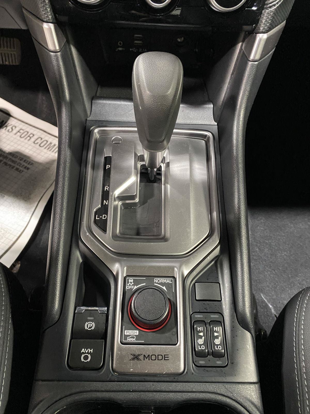 Used 2022 Subaru Forester Premium AWD/4WD image 30