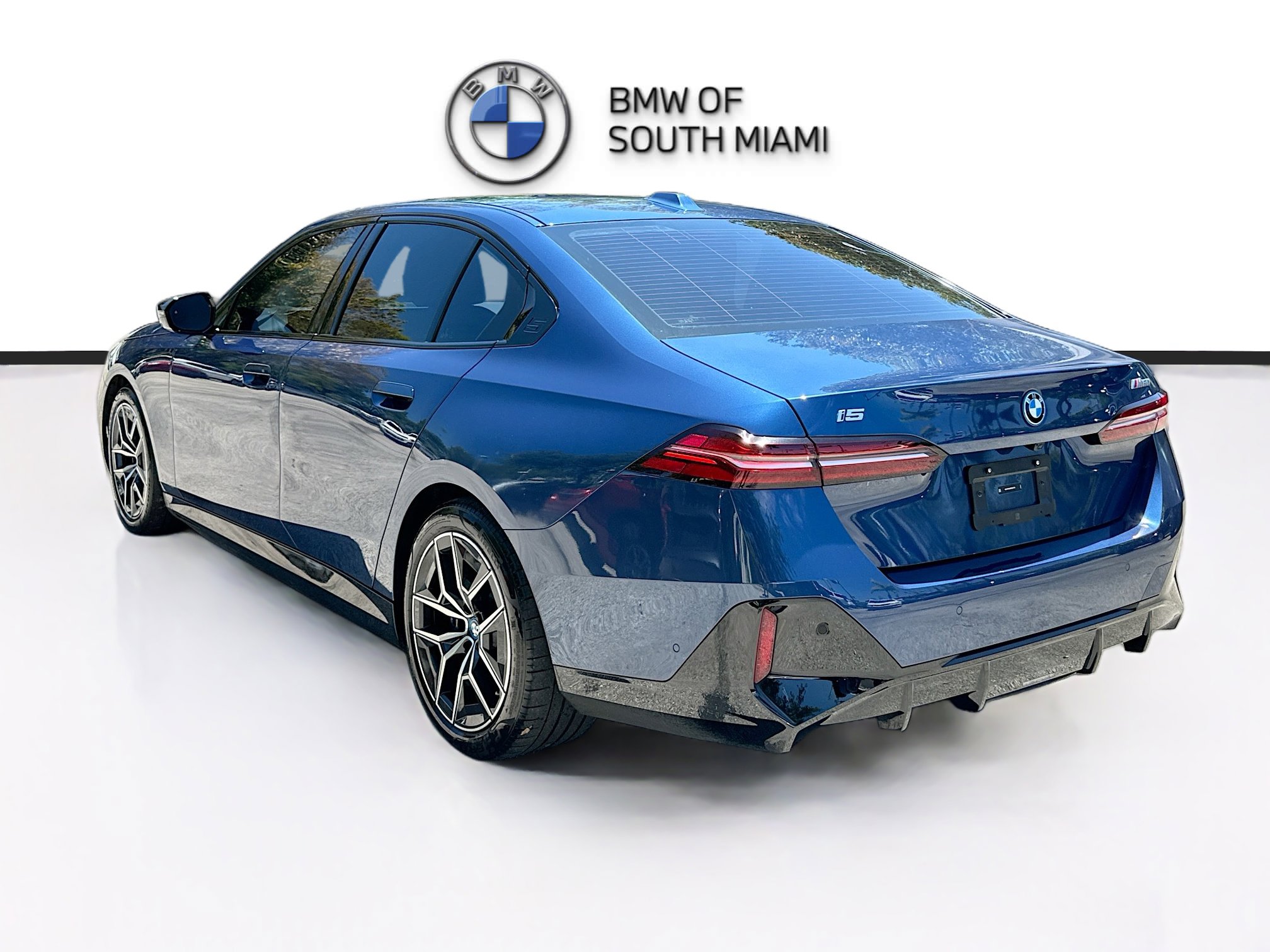 Certified 2024 BMW i5 M60 w/ Premium Package AWD/4WD image 5