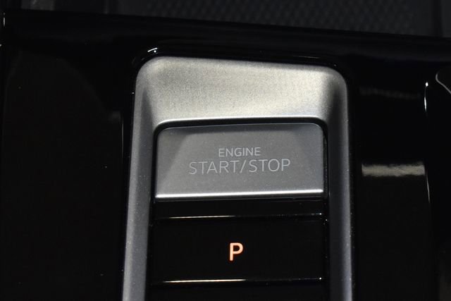 Used 2024 Volkswagen Atlas SEL Premium R-Line image 23