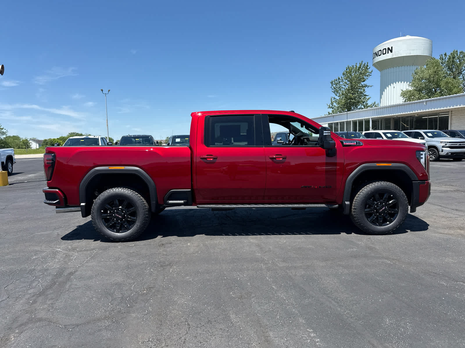 New 2026 GMC Sierra 3500 AT4 w/ AT4 Premium Plus Package AWD/4WD image 6