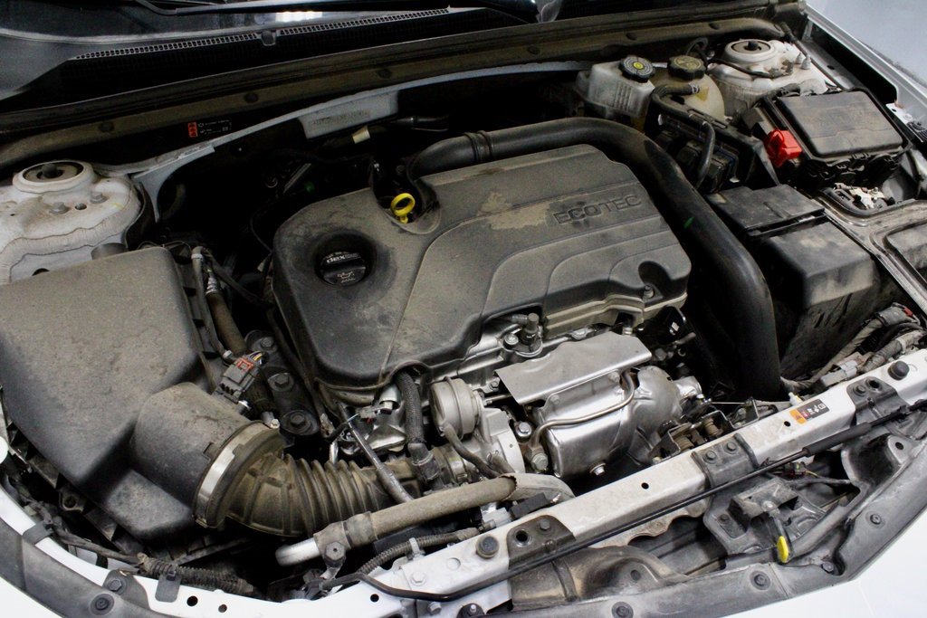 Used 2024 Chevrolet Malibu LT image 15