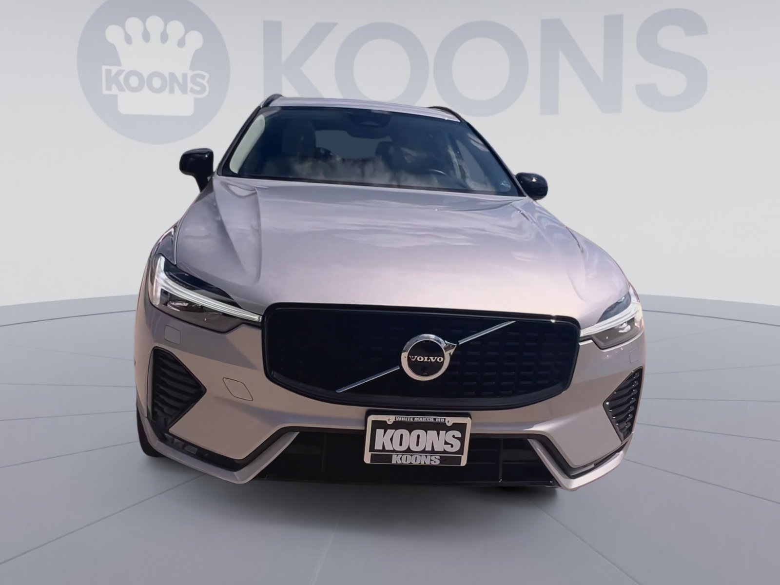 Certified 2023 Volvo XC60 B5 Plus w/ Protection Package Premier AWD/4WD image 4