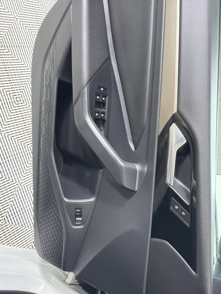 Used 2019 Volkswagen Jetta SEL Premium FWD image 10