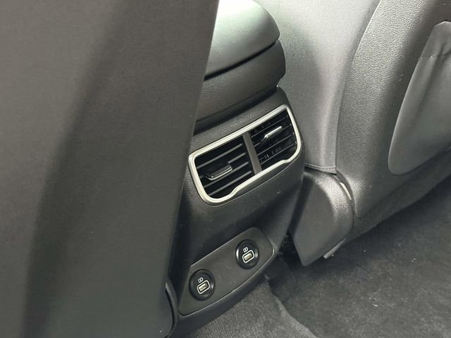 Used 2022 Hyundai Santa Fe SEL image 16