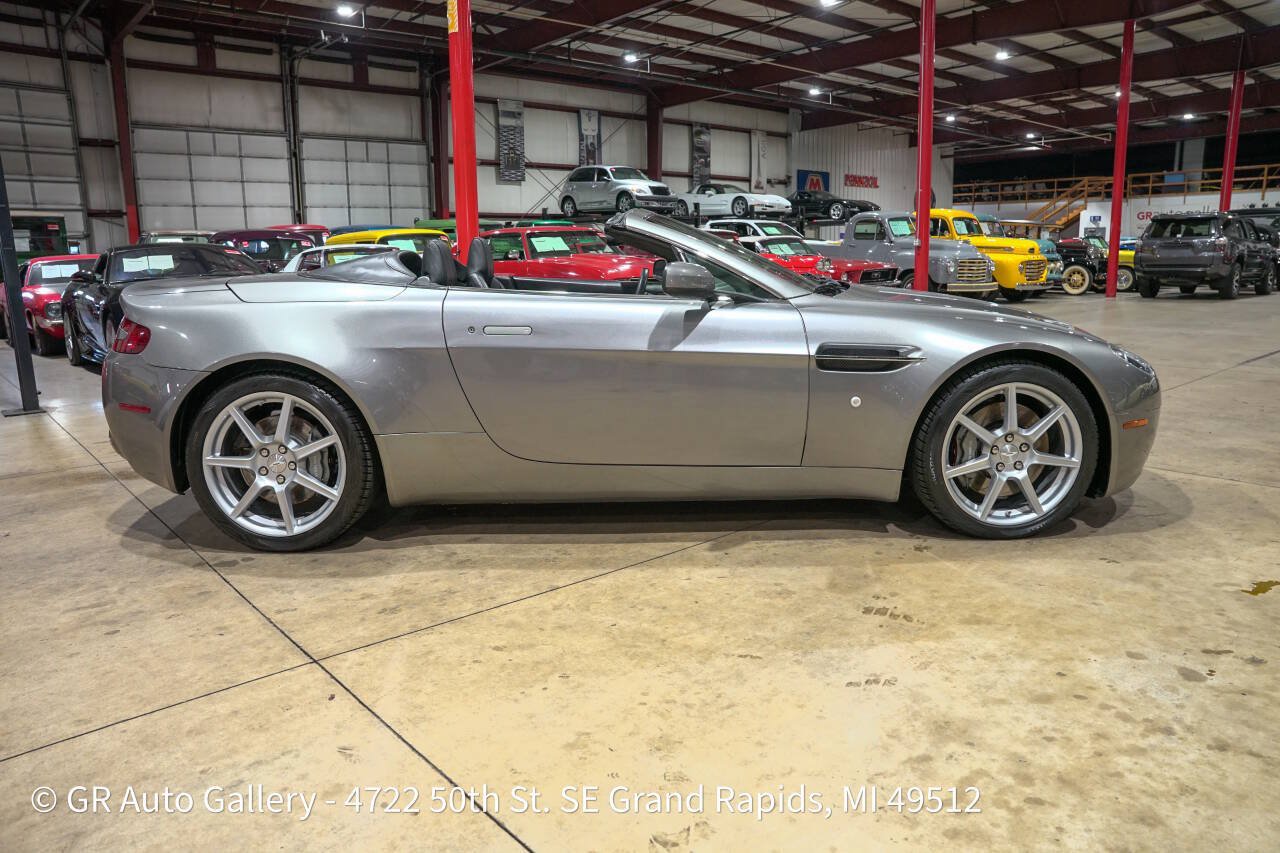 Used 2007 Aston Martin V8 Vantage Roadster RWD image 10