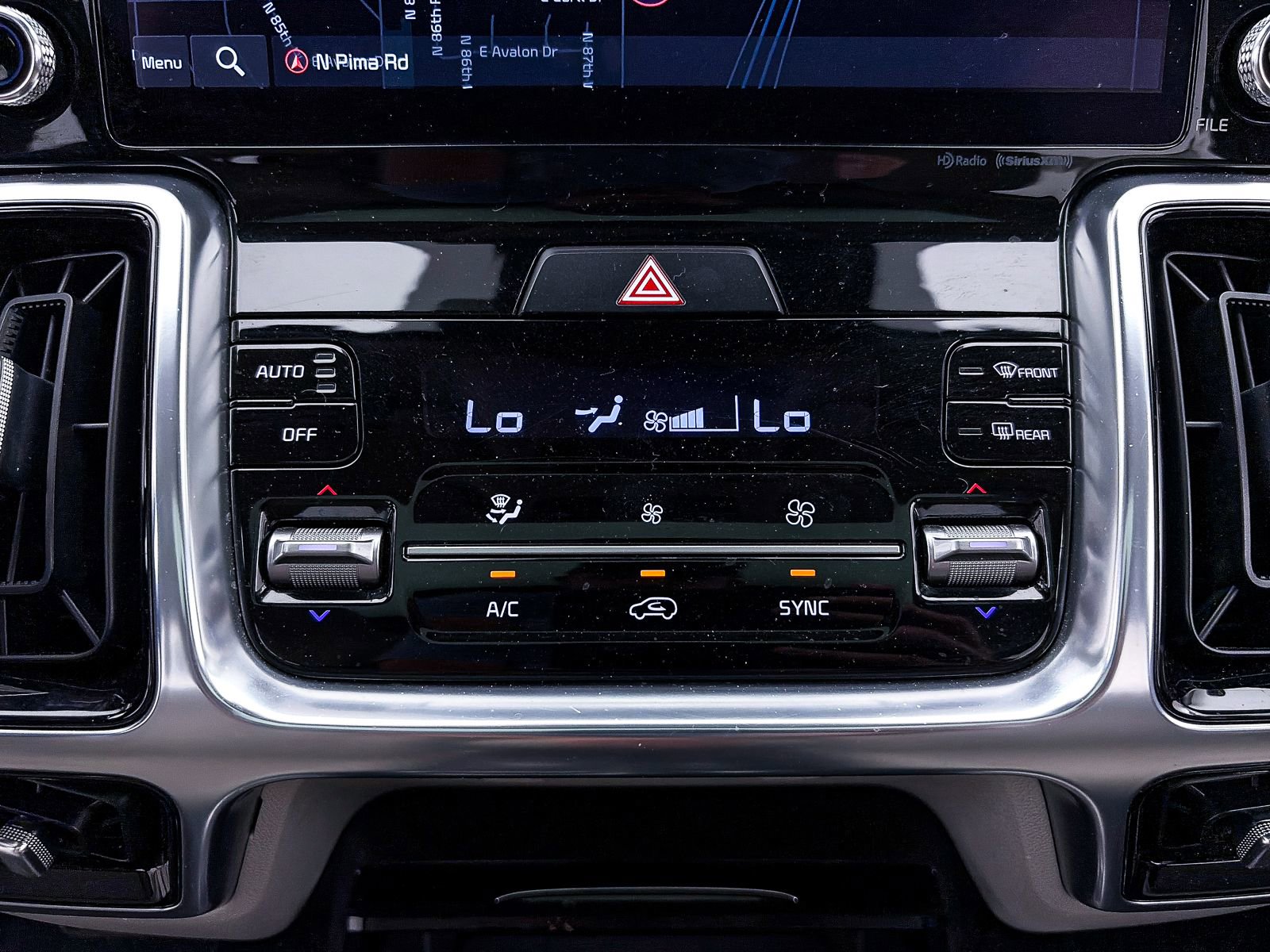 Used 2022 Kia Sorento SX image 24