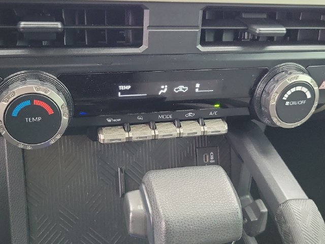 Used 2024 Toyota Tacoma SR5 RWD image 31
