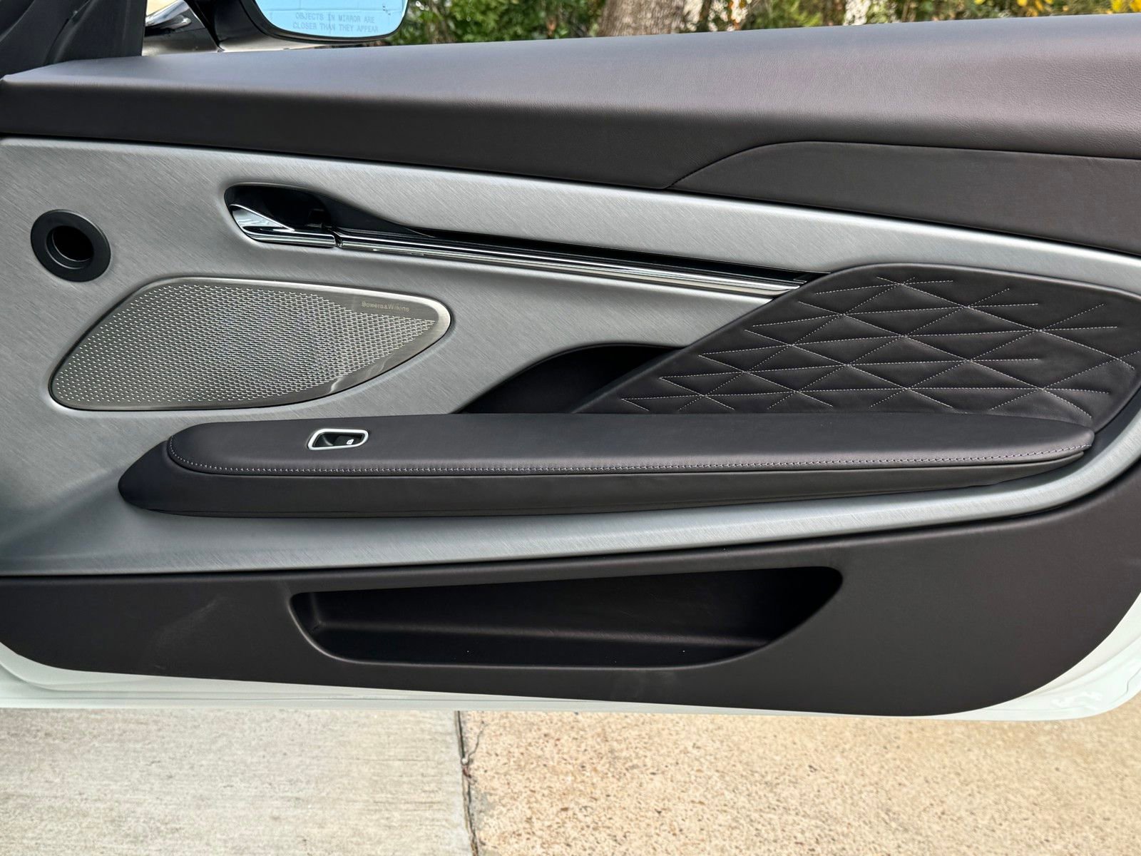 Used 2024 Aston Martin DB12 Coupe image 20