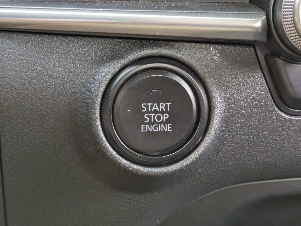 Used 2023 MAZDA MAZDA3 s image 29