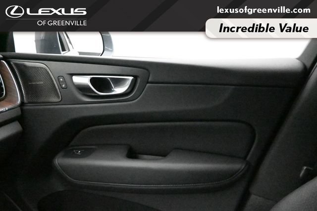 Used 2023 Volvo XC60 B5 Plus w/ Protection Package Premier AWD/4WD image 17
