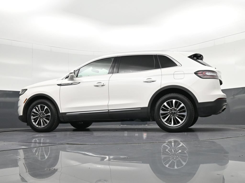 Used 2023 Lincoln Nautilus Reserve FWD image 33