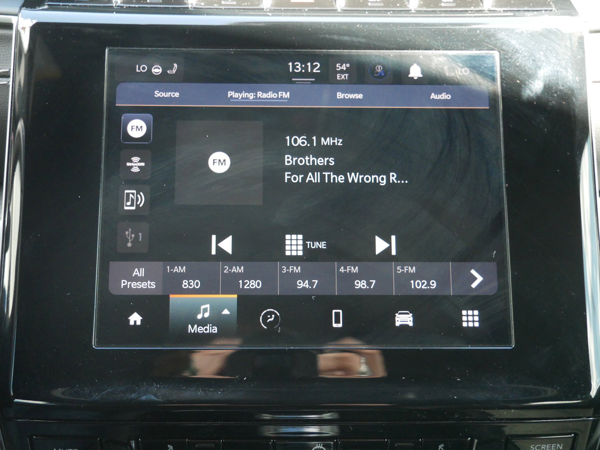 Used 2022 Jeep Grand Cherokee L Laredo AWD/4WD image 19