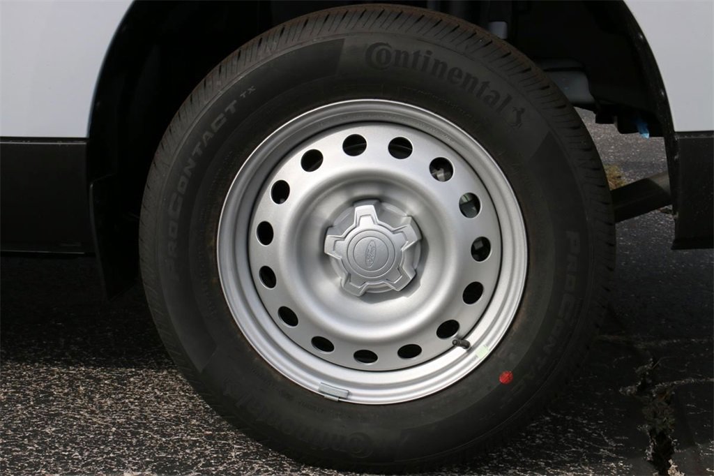 New 2025 Ford Maverick XL w/ Equipment Group 101A image 8