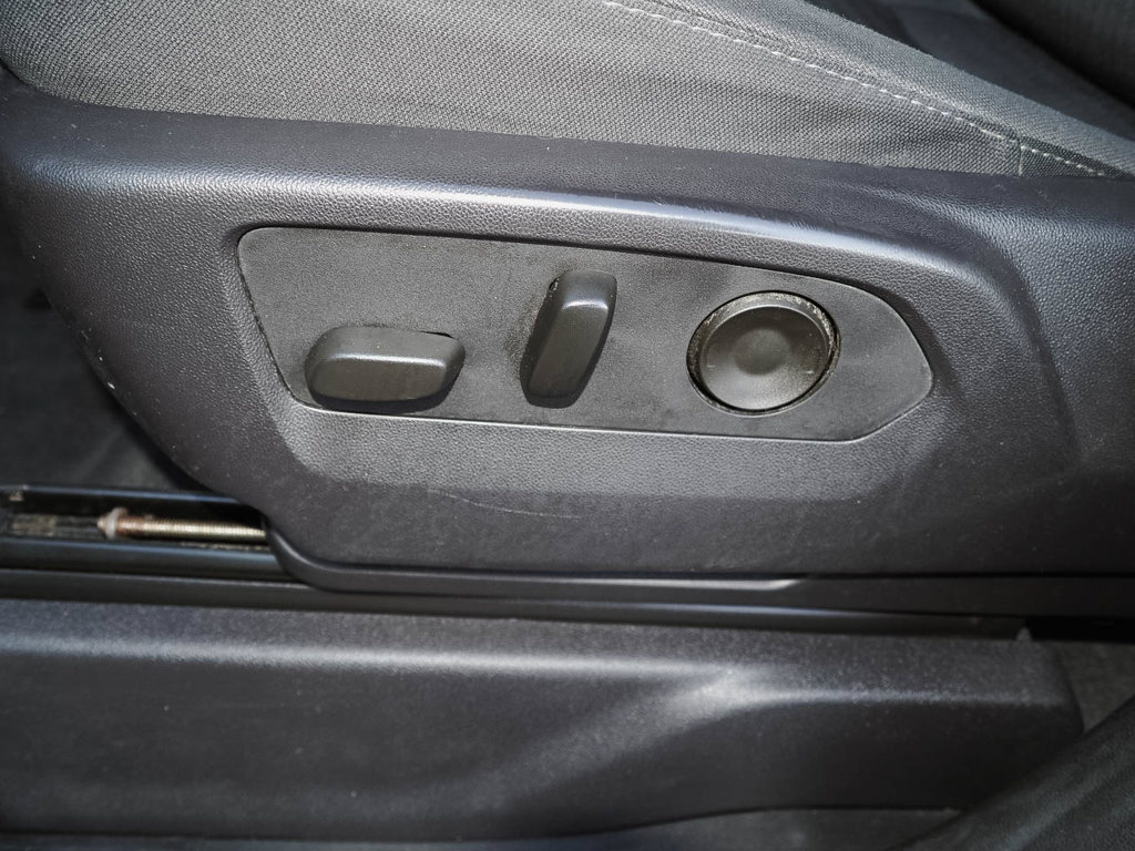 Certified 2024 Chevrolet Silverado 1500 Custom w/ LPO, Dark Essentials Package AWD/4WD image 30