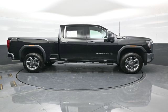 Used 2025 GMC Sierra 3500 SLT w/ SLT Convenience Package image 8