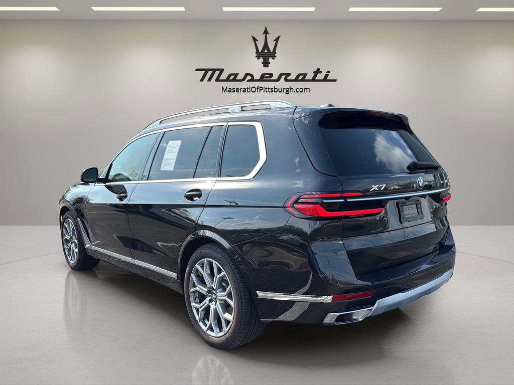 Used 2025 BMW X7 xDrive40i w/ Climate Comfort Package image 7