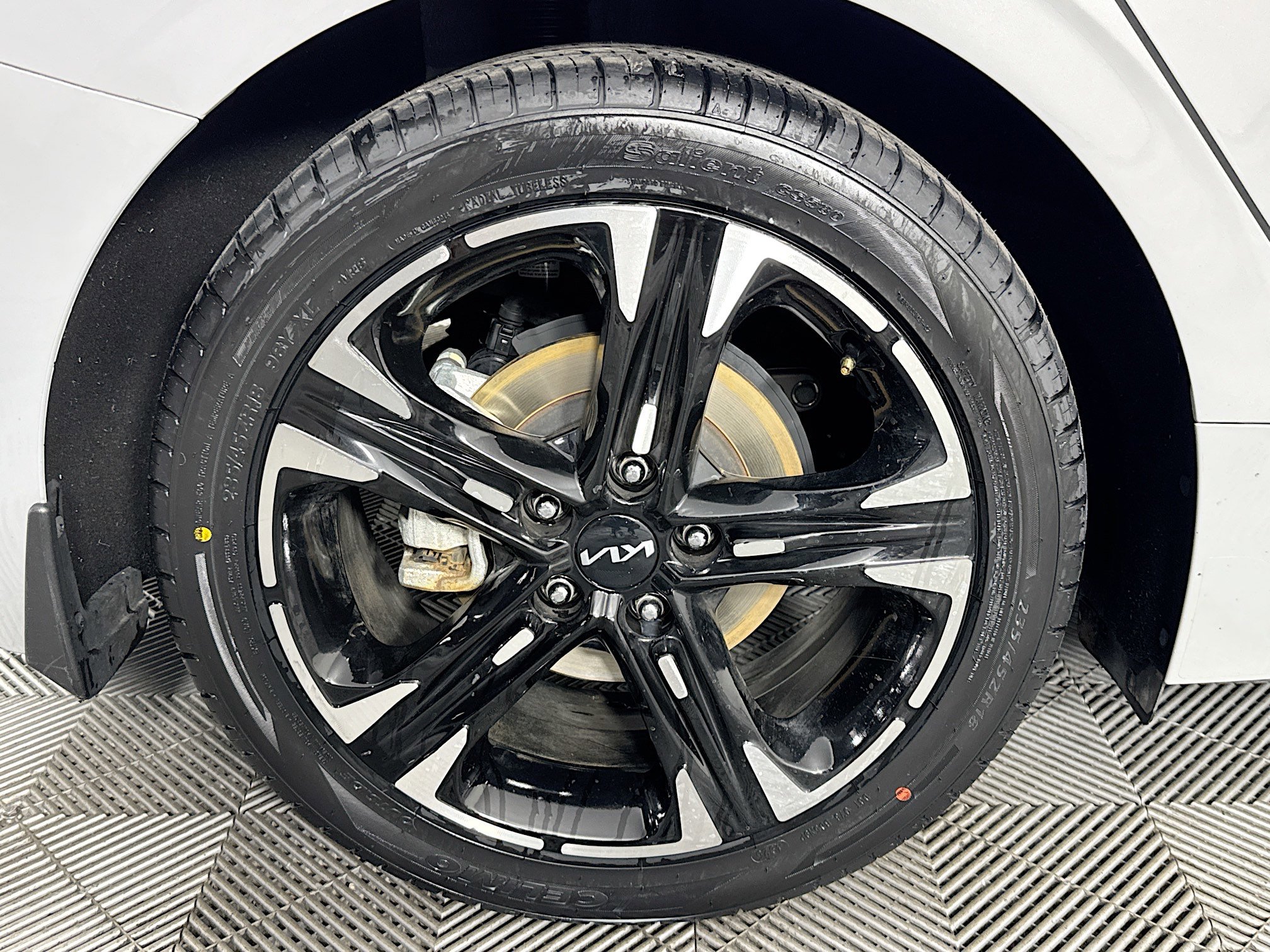 Used 2024 Kia K5 GT-Line w/ GT-Line Premium Package image 32