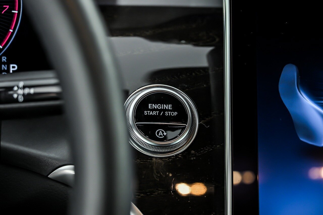 Used 2023 Mercedes-Benz GLC 300 4MATIC image 25