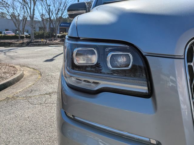Used 2022 Lincoln Navigator L Reserve image 12