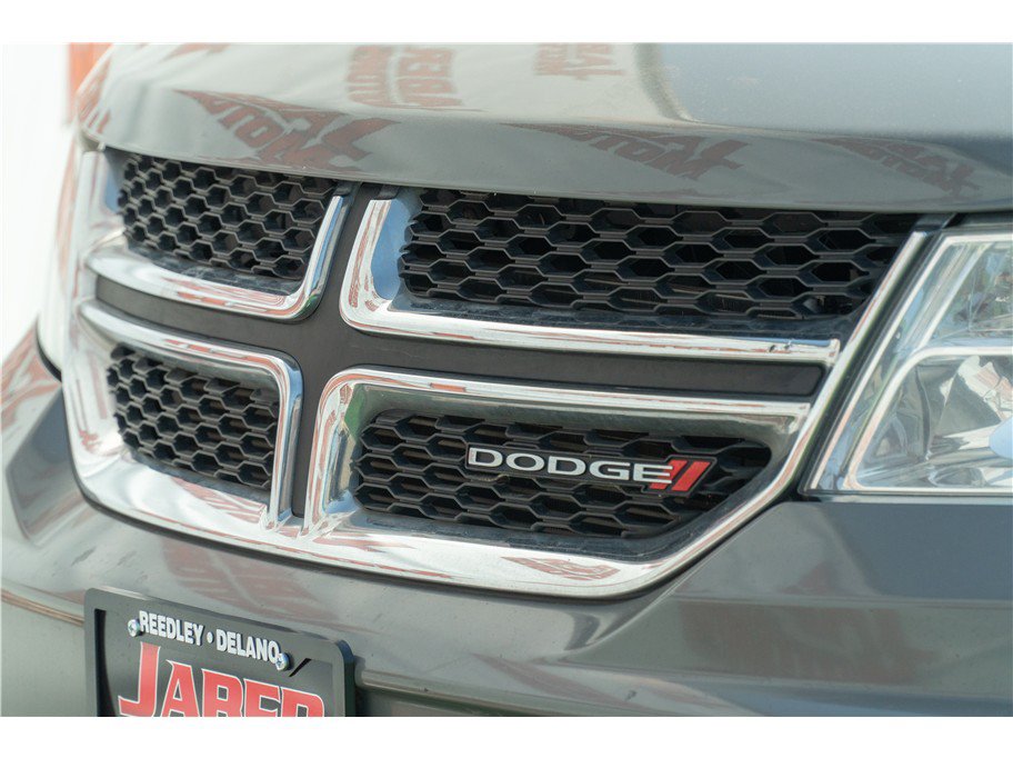 Used 2019 Dodge Journey SE FWD image 21