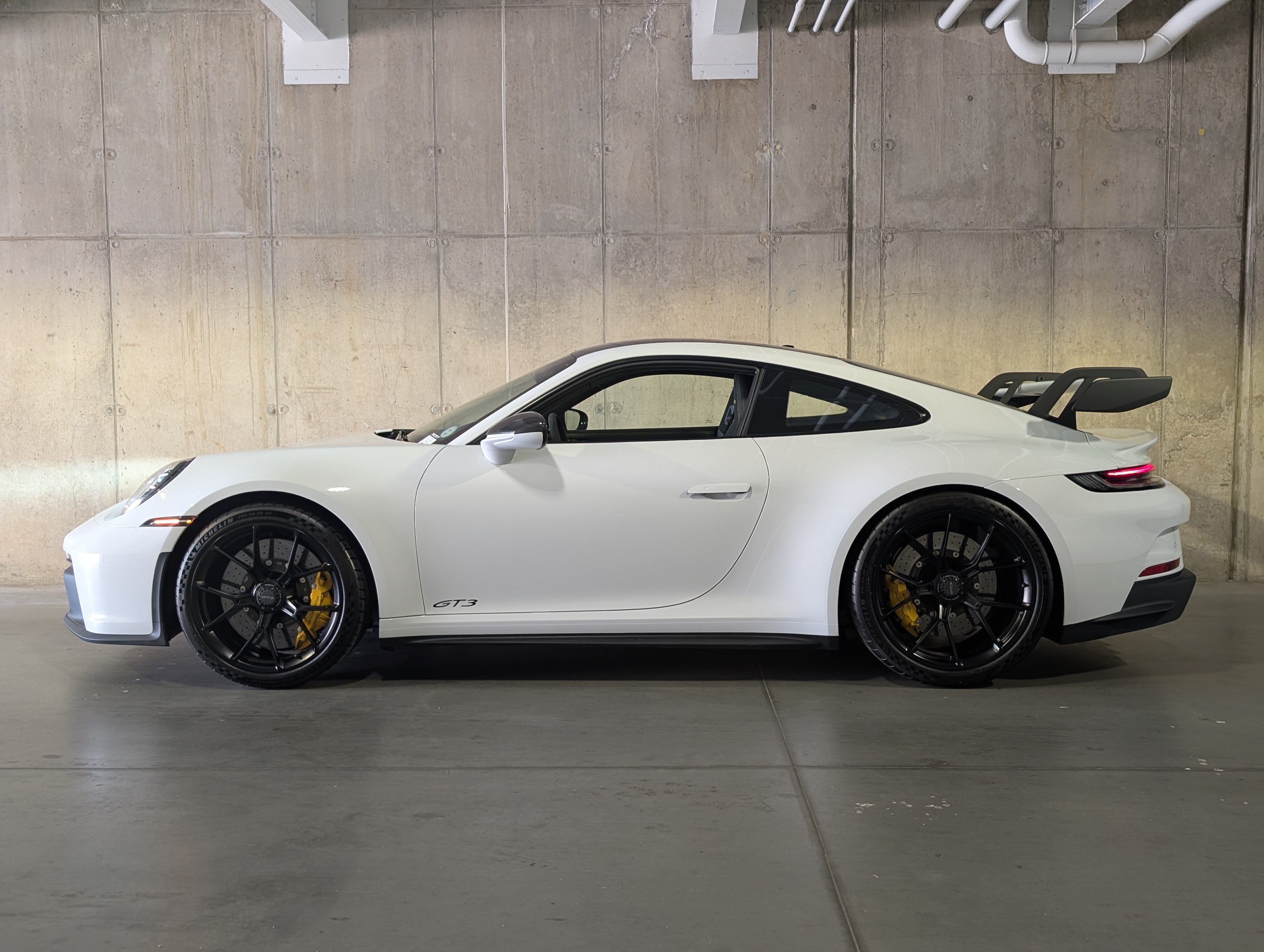 Used 2023 Porsche 911 GT3 RWD image 2