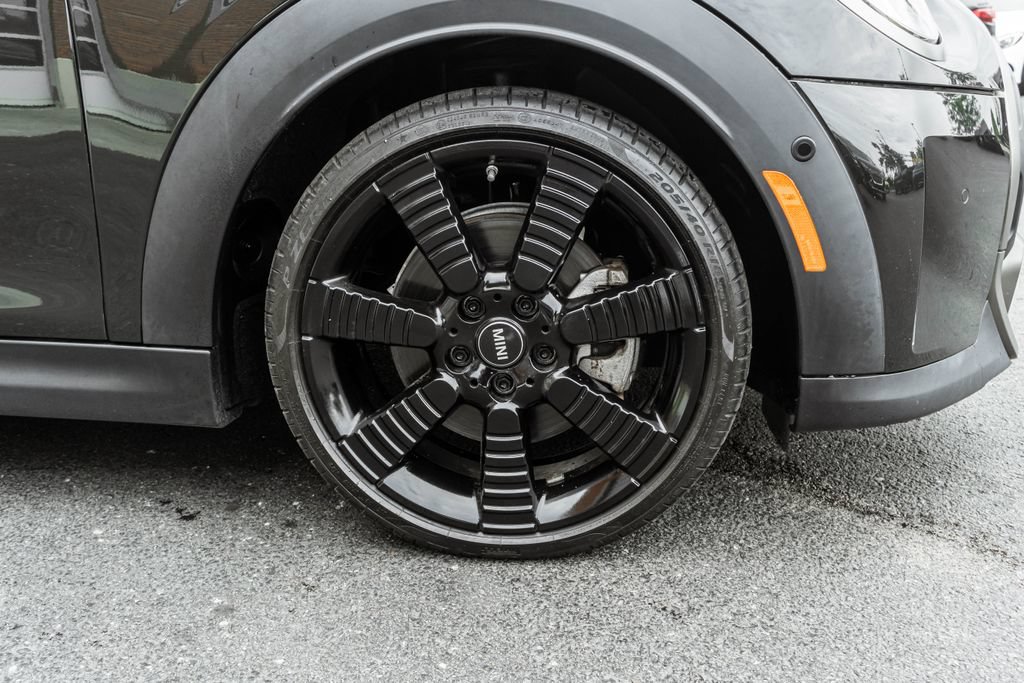 Used 2023 MINI Cooper S w/ MINI Resolute Edition FWD image 5