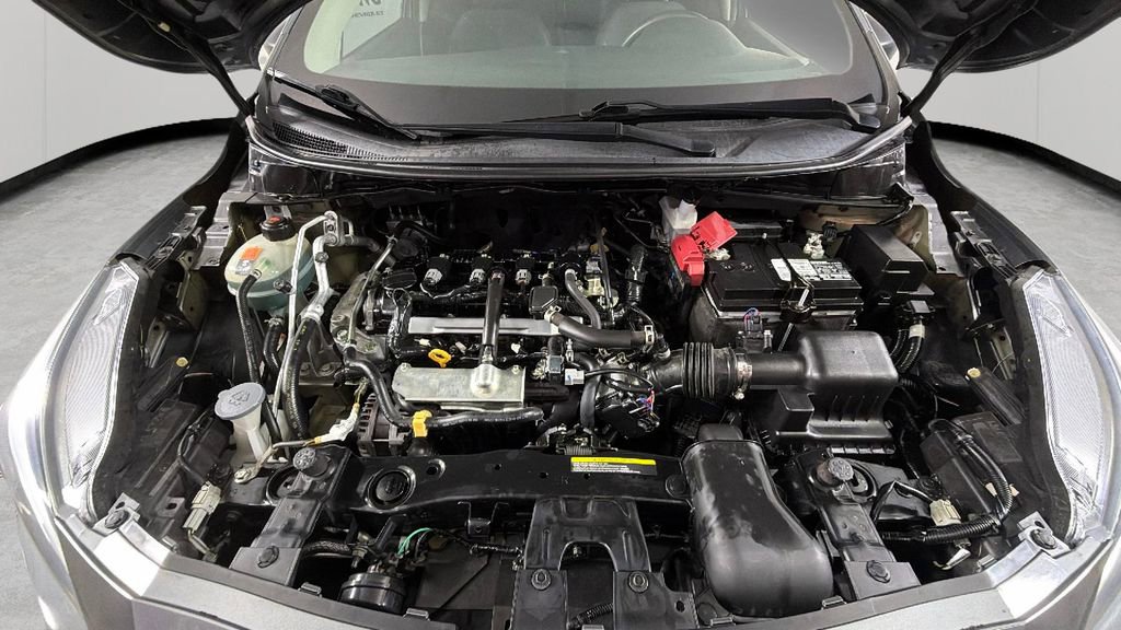 Used 2020 Nissan Versa S FWD image 34