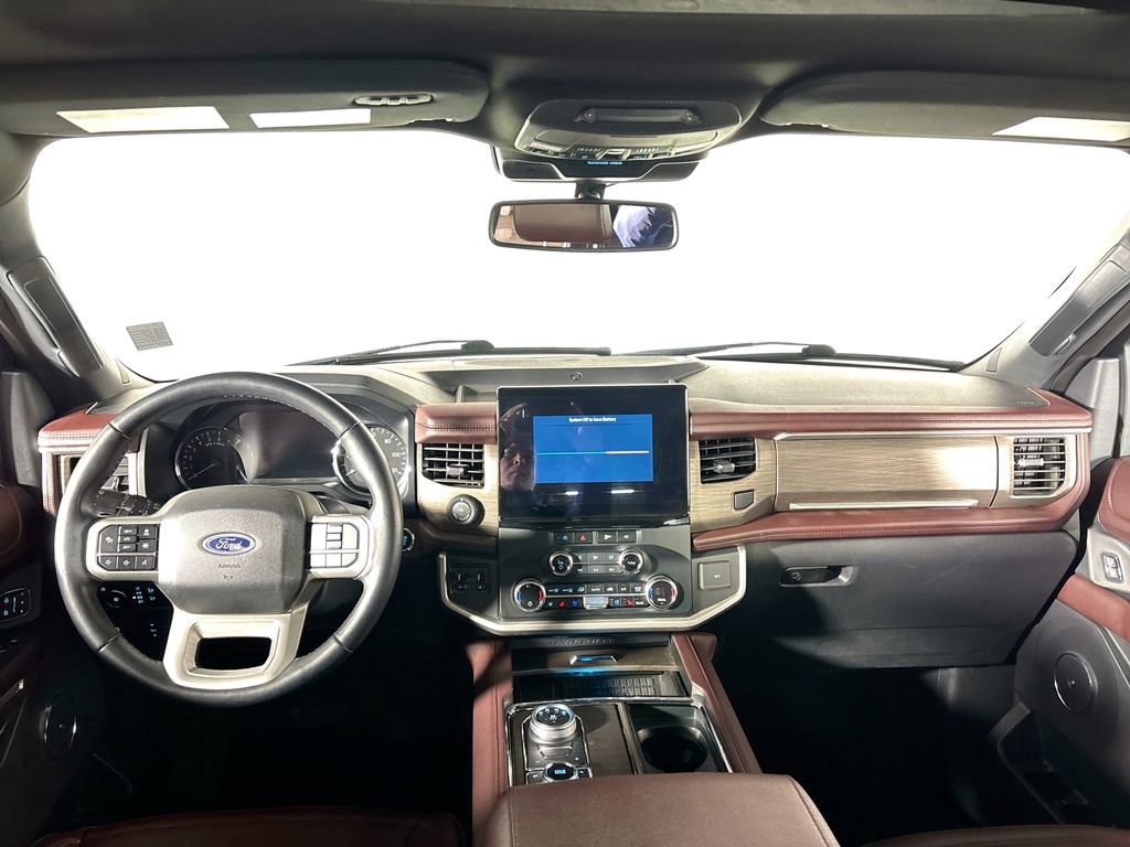 Used 2023 Ford Expedition Limited image 12