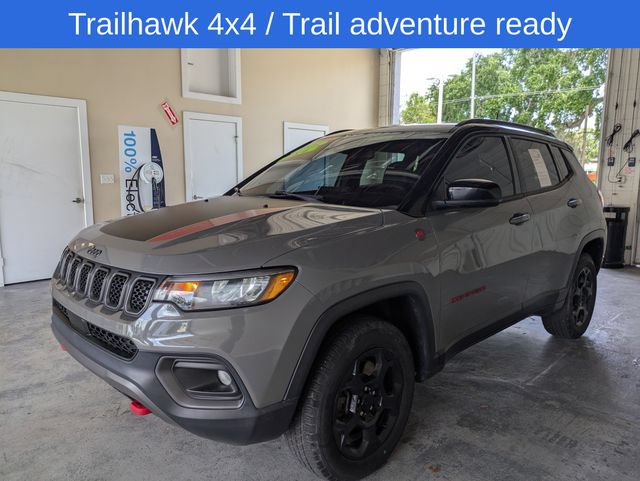 Used 2023 Jeep Compass Trailhawk AWD/4WD image 8